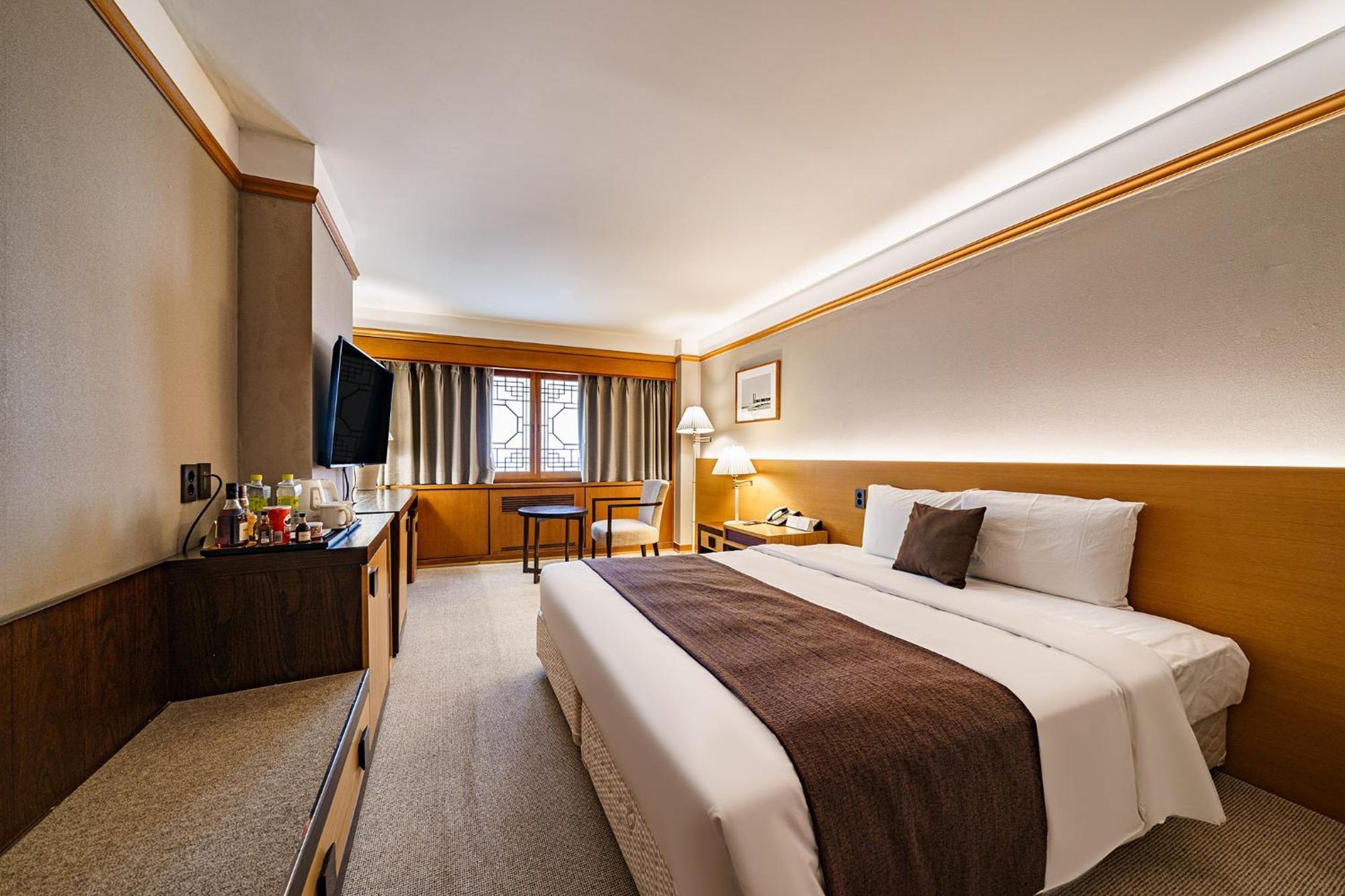 Commodore Hotel Пусан Екстер'єр фото
